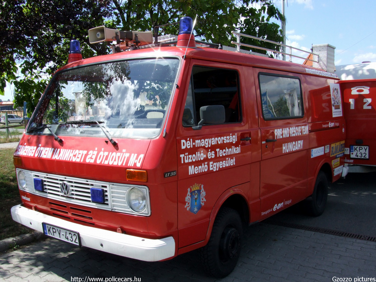 VW LT, [url=http://www.mentocsapat.hu/]Dél-Magyarországi Tûzoltó és Technikai Mentõ Egyesület[/url], fotó: Gzozzo pictures
Keywords: speciális mentők tûzoltóautó