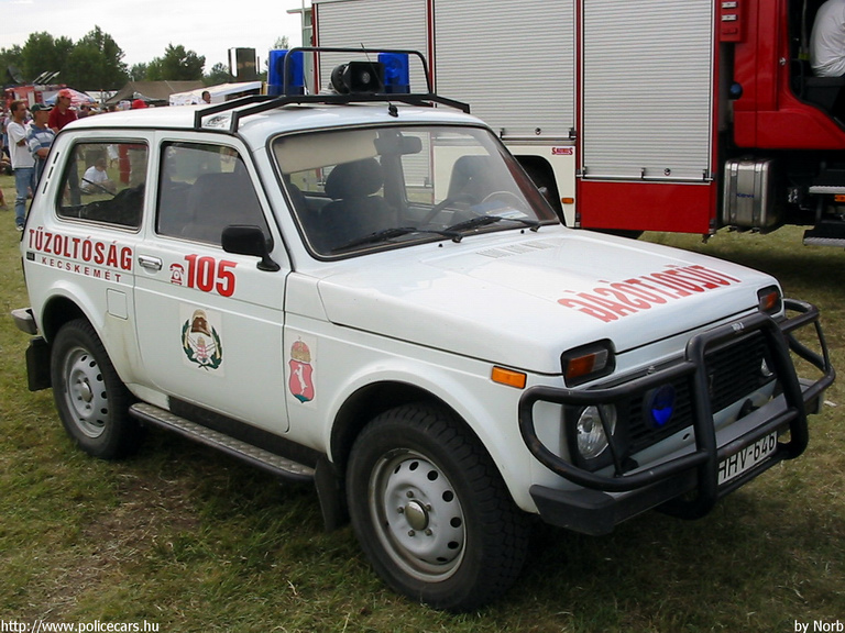 Lada Niva, Kecskeméti Hivatásos Önkormányzati Tûzoltóság, fotó: Norb
Keywords: tûzoltóautó tûzoltó HÖT tûzoltóság magyar Magyarország HHV-646 fire firetruck Hungary hungarian
