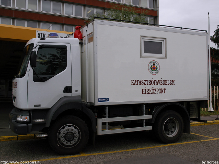Renault Midlum 220 dCi 4x4, Országos Katasztrófavédelmi Fõigazgatóság, fotó: Norbee
Keywords: tûzoltóautó katasztrófavédelem magyar Magyarország KHV-770