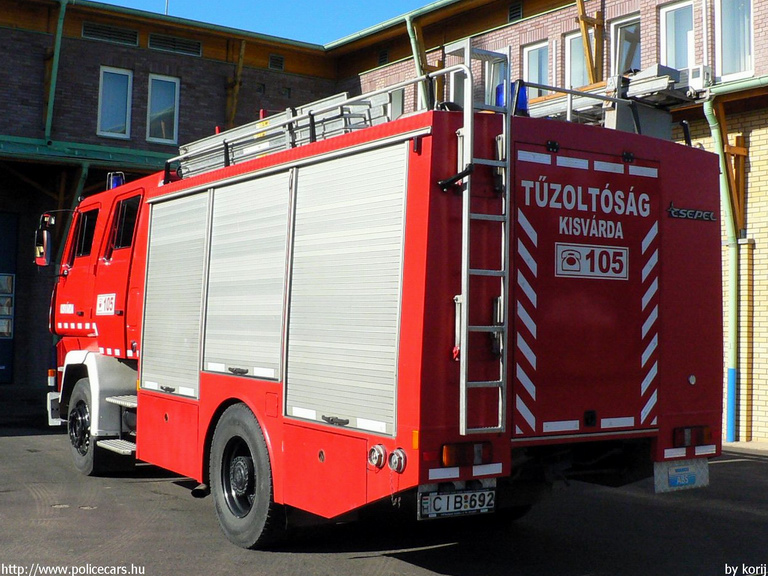 Csepel 755, Kisvárdai Hivatásos Önkormányzati Tûzoltóság, fotó: korij
Keywords: tûzoltóautó tûzoltó HÖT tûzoltóság magyar Magyarország CIB-692 fire firetruck Hungary hungarian