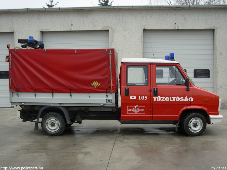 Fiat Ducato, Zalaszentgróti Önkéntes Tûzoltóság, fotó: dénes
Keywords: tûzoltóautó tûzoltó ÖT tûzoltóság magyar Magyarország JPM-900 fire firetruck Hungary hungarian