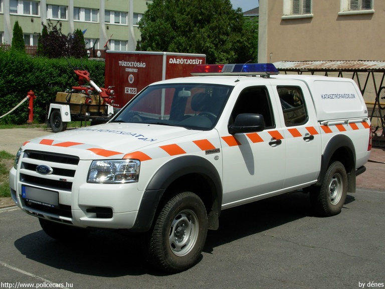 Ford Ranger, Vas Megyei Katasztrófavédelmi Igazgatóság, fotó: dénes
Keywords: tûzoltóautó katasztrófavédelem magyar Magyarország