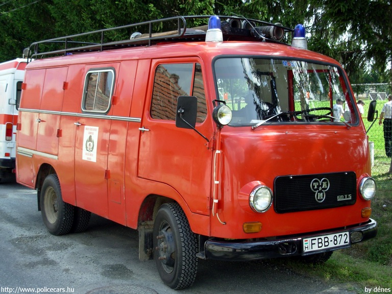 TAM 60 T 5, Önkéntes Tûzoltó Egyesület Szakonyfalu, fotó: dénes
Keywords: tûzoltóautó ÖTE tûzoltóság tûzoltó FBB-872 hungarian Hungary fire firetruck magyar Magyarország