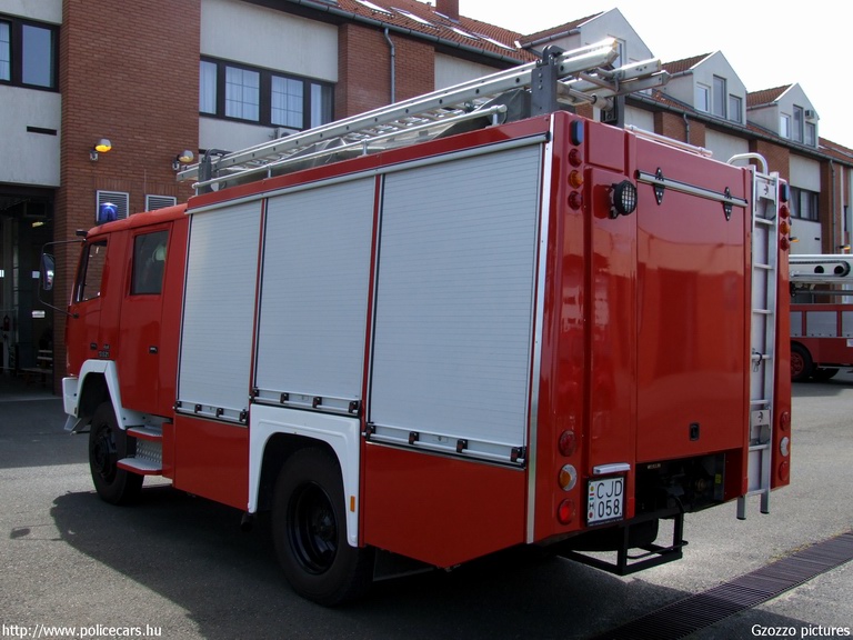 Steyr 13S21 Rosenbauer TLF-2000, [url=http://www.atomix.hu/atu/bemutat.htm]Atomix Kft. Paksi Atomerõmû Tûzoltóság[/url], fotó: Gzozzo pictures
Keywords: tûzoltóautó tûzoltó létesítményi tûzoltóság