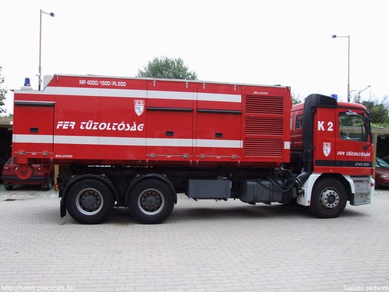 Mercedes Actros 2635, [url=http://www.fer.hu/]FER Tûzoltóság[/url], Százhalombatta, fotó: Gzozzo pictures
Keywords: tûzoltóautó tûzoltó létesítményi tûzoltóság GVG-553