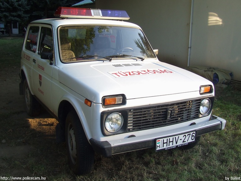 Lada Niva, Böhönyei Önkéntes Tûzoltóság, fotó: Bálint
Keywords: tûzoltóautó tûzoltó HÖT ÖT tûzoltóság vaz magyar Magyarország HHV-276 fire firetruck Hungary hungarian