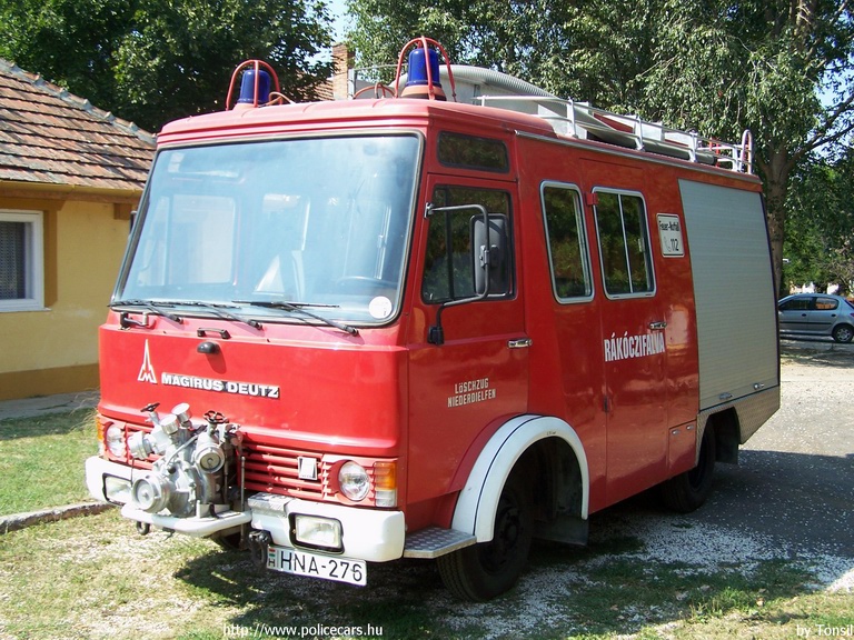 Magirus Deutz 90 M, Rákóczifalvai Önkéntes Tûzoltó Egyesület, fotó: Tonsil
Keywords: tûzoltóautó ÖTE tûzoltóság tûzoltó HNA-276 hungarian Hungary fire firetruck magyar Magyarország