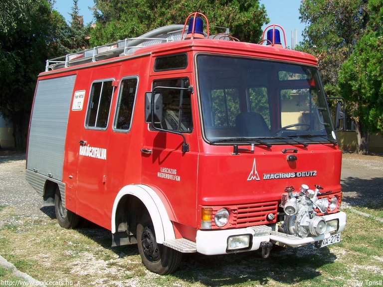 Magirus Deutz 90 M, Rákóczifalvai Önkéntes Tûzoltó Egyesület, fotó: Tonsil
Keywords: tûzoltóautó ÖTE tûzoltóság tûzoltó HNA-276 hungarian Hungary fire firetruck magyar Magyarország