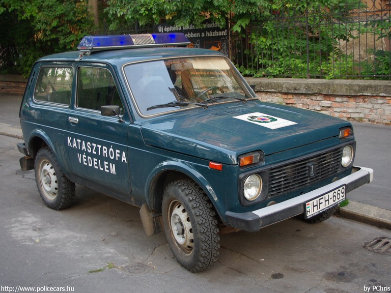 Lada Niva 1.7i, fotó: PChris
Keywords: tûzoltóautó katasztrófavédelem magyar Magyarország HFH-669