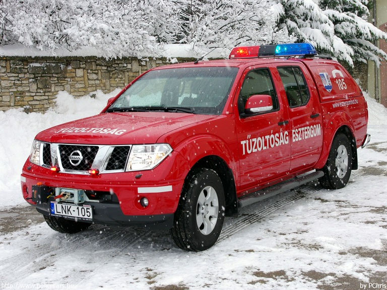 Nissan Navara, Esztergomi Hivatásos Önkormányzati Tûzoltóság, fotó: PChris
Keywords: tûzoltó tûzoltóautó tûzoltóság Magyarország magyar HÖT LNK-105 fire firetruck Hungary hungarian