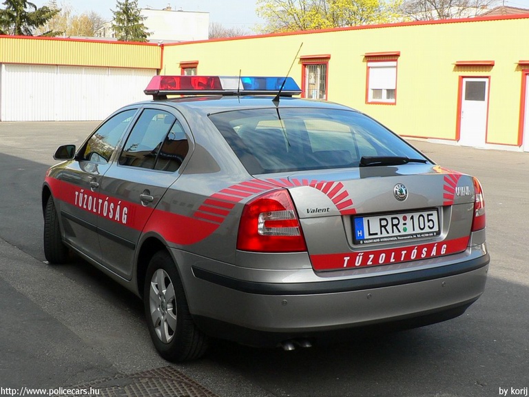Skoda Octavia, Hivatásos Önkormányzati Tûzoltóság Nyíregyháza, fotó: korij
Keywords: tûzoltóautó tûzoltó HÖT tûzoltóság magyar Magyarország LRR-105 fire firetruck Hungary hungarian