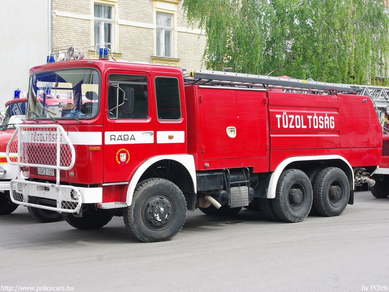 Rába Tü-3, Bicskei Önkéntes Tûzoltóság, fotó: PChris
Keywords: tûzoltóautó tûzoltó ÖT tûzoltóság magyar Magyarország GKZ-127 fire firetruck Hungary hungarian