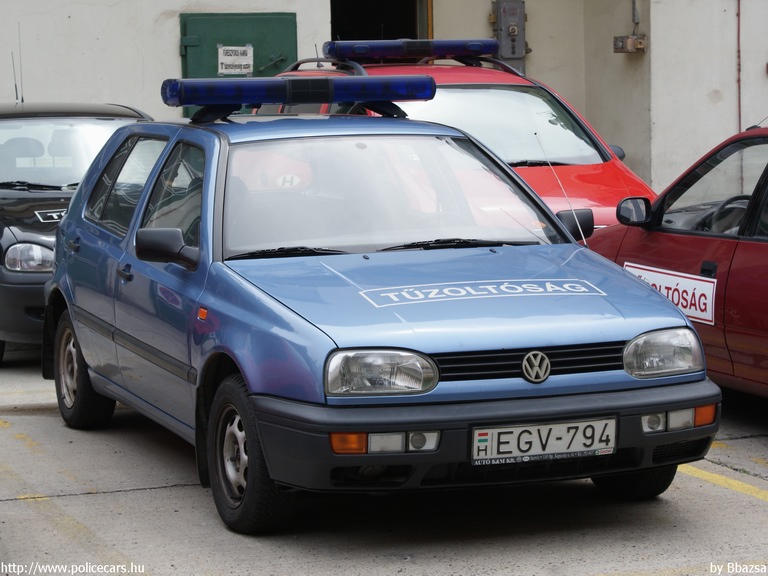 Volkswagen Golf III, Budapest, Fõvárosi Tûzoltóparancsnokság, fotó: Bbazsa
Keywords: tûzoltóautó tûzoltó HÖT tûzoltóság magyar Magyarország EGV-794 fire firetruck Hungary hungarian