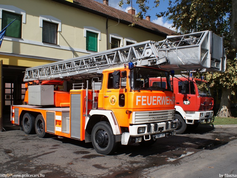 Magirus-Deutz 310D21, Hivatásos Önkormányzati Tûzoltóság Gyula, fotó: Bbazsa
Keywords: tûzoltóautó tûzoltó HÖT tûzoltóság magyar Magyarország GTY-597 fire firetruck Hungary hungarian