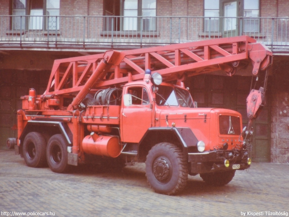 Magirus-Deutz KW-16, fotó: Kispesti Tûzoltóság
Keywords: tûzoltóautó tûzoltóság tûzoltó HÖT magyar Magyarország FO22-03 fire firetruck Hungary hungarian