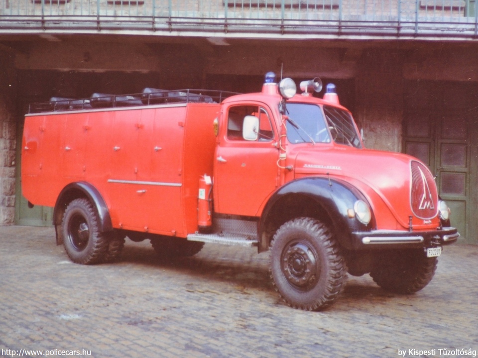 Magirus-Deutz, fotó: Kispesti Tûzoltóság
Keywords: tûzoltóautó tûzoltóság tûzoltó HÖT magyar Magyarország FO22-01 fire firetruck Hungary hungarian