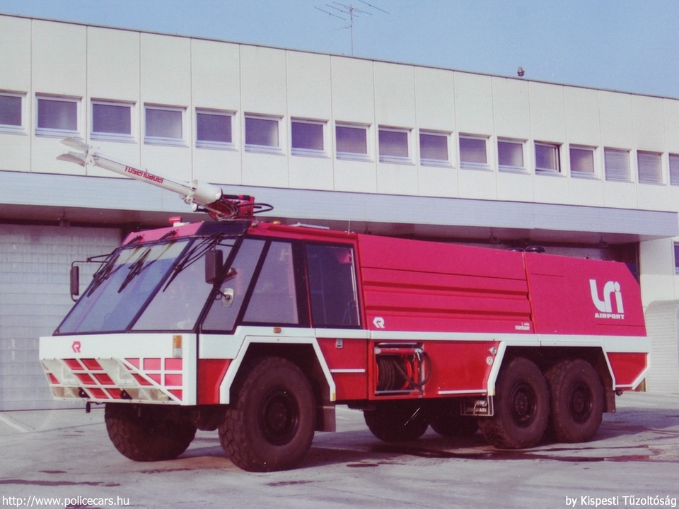 Rosenbauer Simba, Ferihegy Repülõtéri Tûzoltóság, fotó: Kispesti Tûzoltóság
Keywords: tûzoltó tûzoltóautó létesítményi tûzoltóság Magyarország magyar