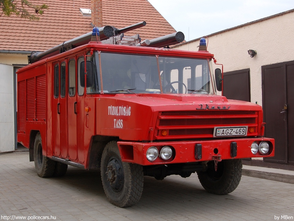 Ikarus 526, Tass Önkéntes Tûzoltó Egyesület, fotó: MBen
Keywords: tûzoltó tûzoltóság tûzoltóautó ÖTE magyar Magyarország AGZ-469 hungarian Hungary fire firetruck