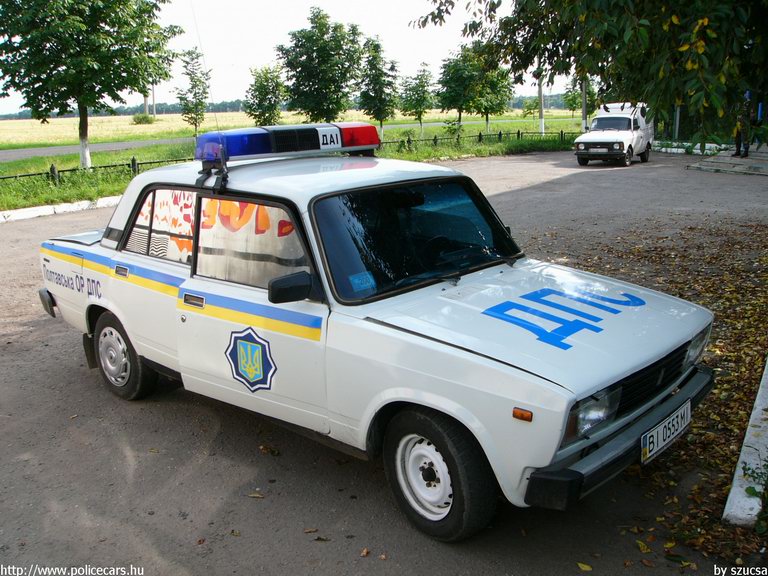 Lada VAZ 2105, fotó: Szucsa
Keywords: ukrán Ukrajna rendőr rendőrautó rendőrség police policecar Ukraine ukrainian