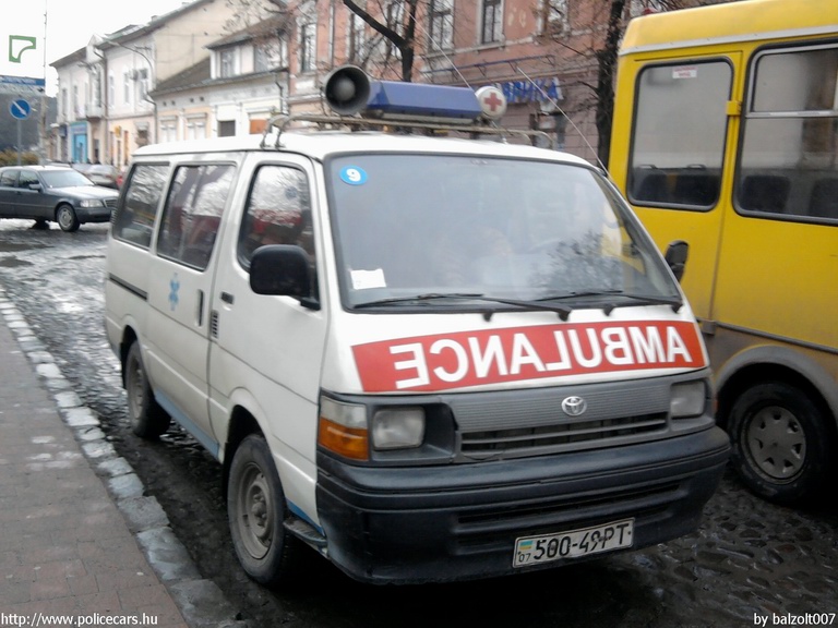 Toyota Hiace, fotó: balzolt007
Keywords: ukrán Ukrajna mentő mentőautó ambulance Ukraine ukrainian