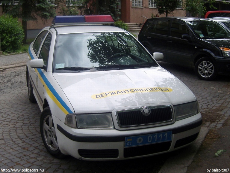 Skoda Octavia, fotó: balzolt007
Keywords: ukrán Ukrajna rendőr rendőrautó rendőrség 0111 police policecar Ukraine ukrainian