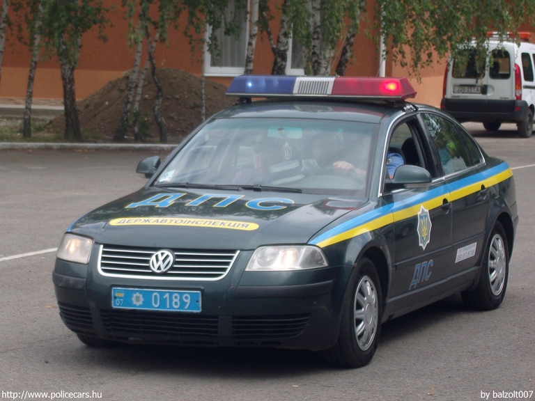 Volkswagen Passat, fotó: balzolt007
Keywords: ukrán Ukrajna rendőr rendőrautó rendőrség 0189 police policecar Ukraine ukrainian