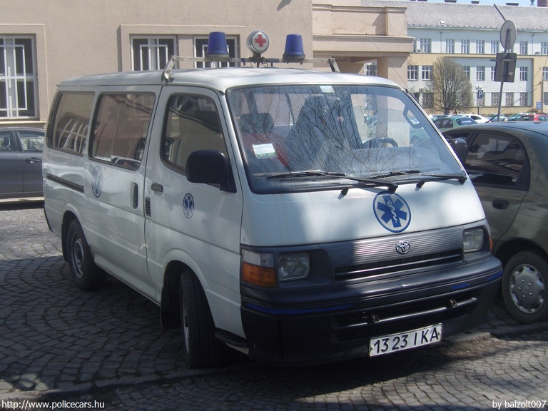 Toyota Hiace, fotó: balzolt007
Keywords: ukrajna Ukrán mentő mentőautó 1323IKA ambulance Ukraine ukrainian