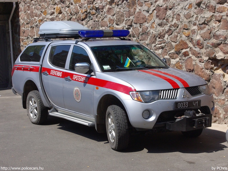 Mitsubishi L200, fotó: PChris
Keywords: ukrán Ukrajna tûzoltó tûzoltóautó tûzoltóság fire firetruck Ukraine ukrainian