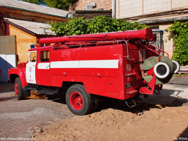 ZIL 130 AC-40, fotó: PChris
Keywords: ukrán Ukrajna tûzoltó tûzoltóautó tûzoltóság fire firetruck Ukraine ukrainian