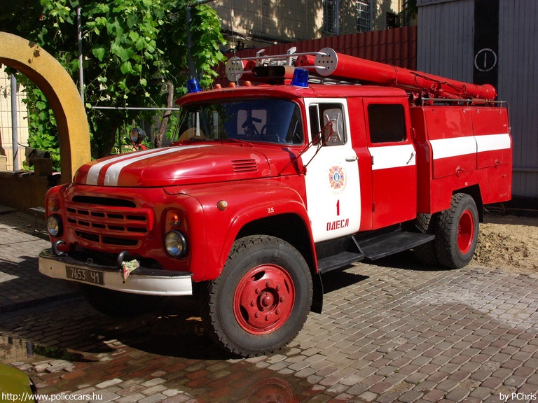 ZIL 130 AC-40, fotó: PChris
Keywords: ukrán Ukrajna tûzoltó tûzoltóautó tûzoltóság fire firetruck Ukraine ukrainian