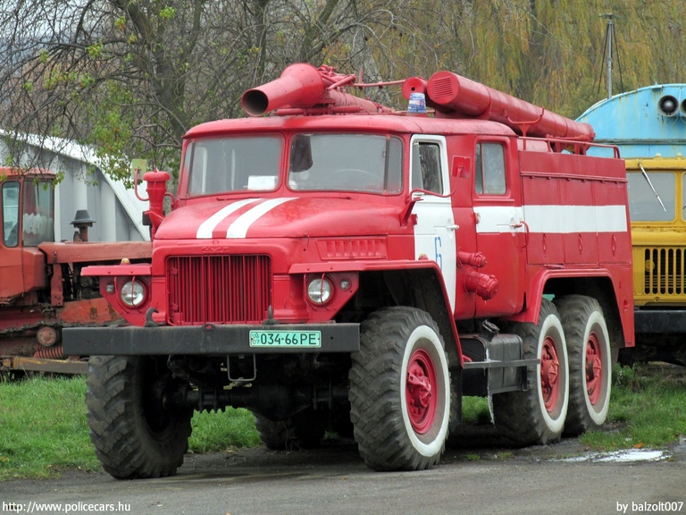 Ural AV-40(375)-C50, fotó: balzolt007
Keywords: ukrán Ukrajna tûzoltó tûzoltóautó tûzoltóság fire firetruck Ukraine ukrainian