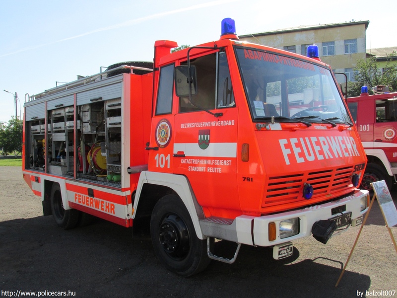 Steyr 791, fotó: balzolt007
Keywords: ukrán Ukrajna tûzoltó tûzoltóautó tûzoltóság fire firetruck Ukraine ukrainian