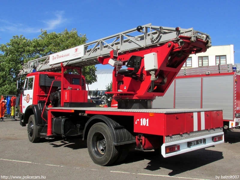 KAMAZ 43253 AD-30, fotó: balzolt007
Keywords: tûzoltó tûzoltóautó tûzoltóság ukrán Ukrajna fire firetruck Ukraine ukrainian