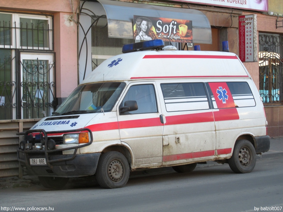 Volkswagen Transporter T4 Syncro, fotó: balzolt007
Keywords: ukrán Ukrajna mentő mentőautó ambulance Ukraine ukrainian