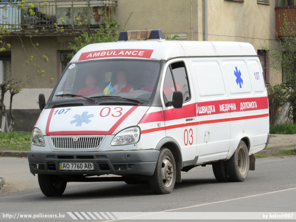 GAZ Gazella 2705, fotó: balzolt007
Keywords: ukrán Ukrajna mentő mentőautó AO7760AB Ukraine ukrainian ambulance