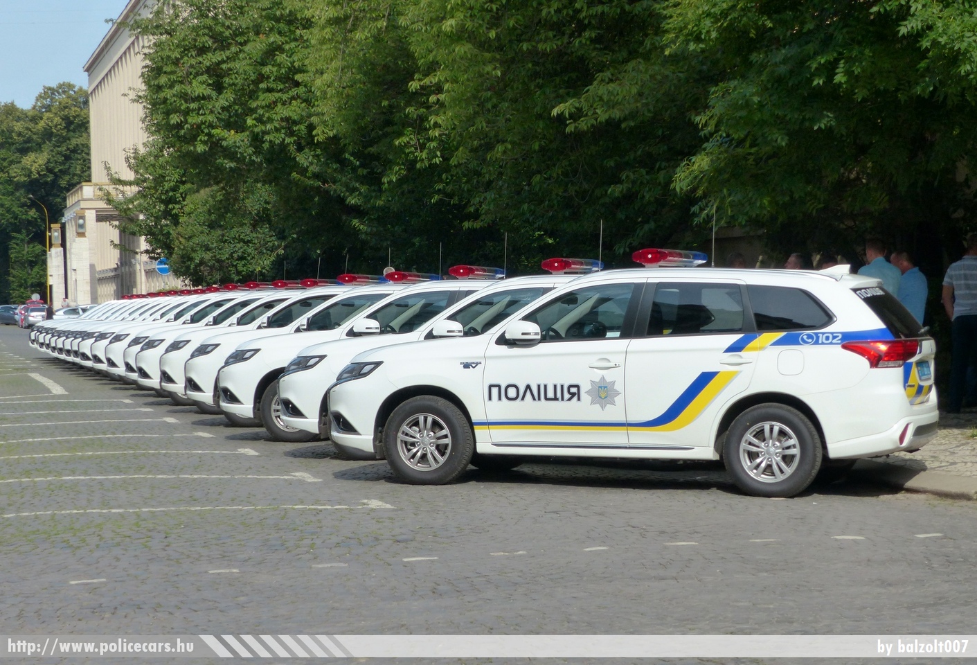 Mitsubishi Outlander PHEV, fotó: balzolt007
Keywords: ukrán Ukrajna rendőr rendőrautó rendőrség ukrainian Ukraine police policecar
