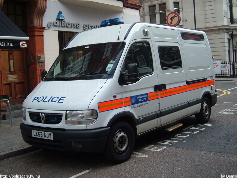 Vauxhall Movano, fotó: Demis
Keywords: angol anglia egyesült királyság rendőr rendőrautó rendőrség