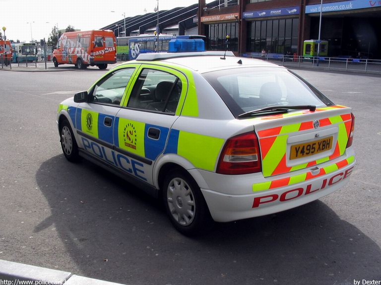 Vauxhall Astra G, fotó: Dexter
Keywords: angol anglia egyesült királyság rendőr rendőrautó rendőrség
