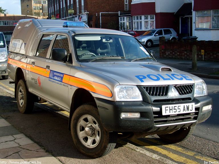 Mitsubishi L200, fotó: Demis
Keywords: angol anglia egyesült királyság rendőr rendőrautó rendőrség
