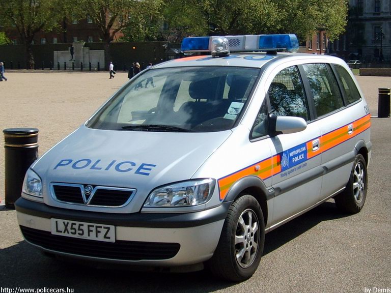 Vauxhall Zafira, fotó: Demis
Keywords: angol anglia egyesült királyság rendőr rendőrautó rendőrség