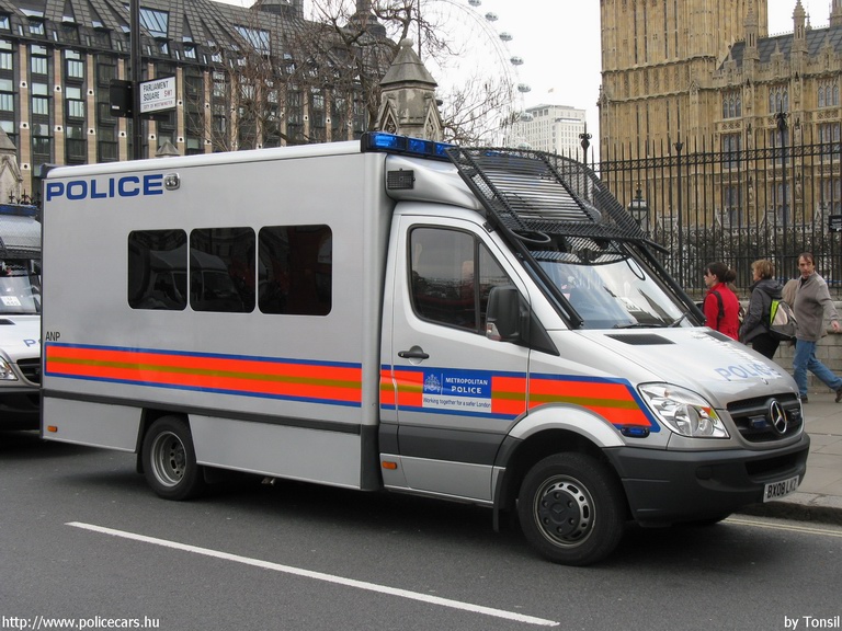 Mercedes Sprinter II, fotó: Tonsil
Keywords: angol anglia egyesült királyság rendőr rendőrautó rendőrség