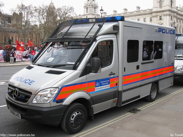 Mercedes Sprinter II, fotó: Tonsil
Keywords: angol anglia egyesült királyság rendőr rendőrautó rendőrség