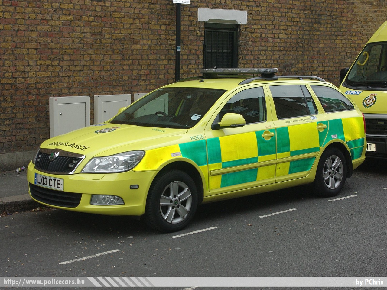 Skoda Octavia, fotó: PChris
Keywords: angol Anglia mentő mentőautó ambulance United Kingdom NHS