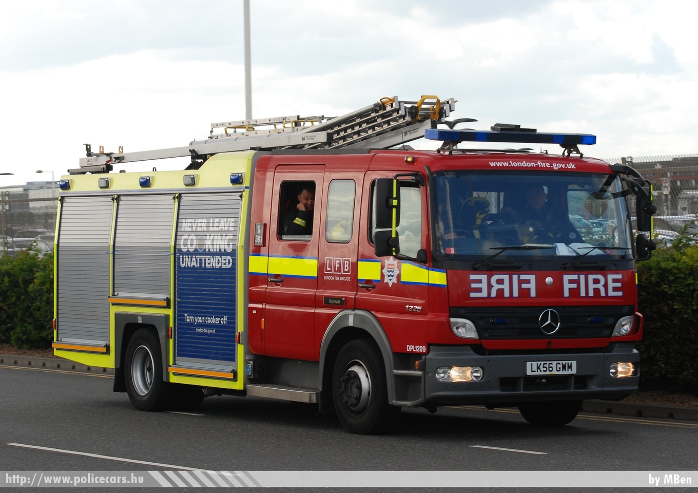 Mercedes Atego 1325, London, fotó: MBen
Keywords: angol Anglia tûzoltó tûzoltóautó tûzoltóság