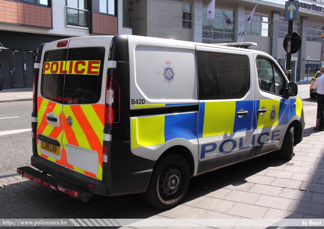 Vauxhall Vivaro, fotó: Bazsi
Keywords: angol Anglia rendőr rendőrautó rendőrség english England police policecar