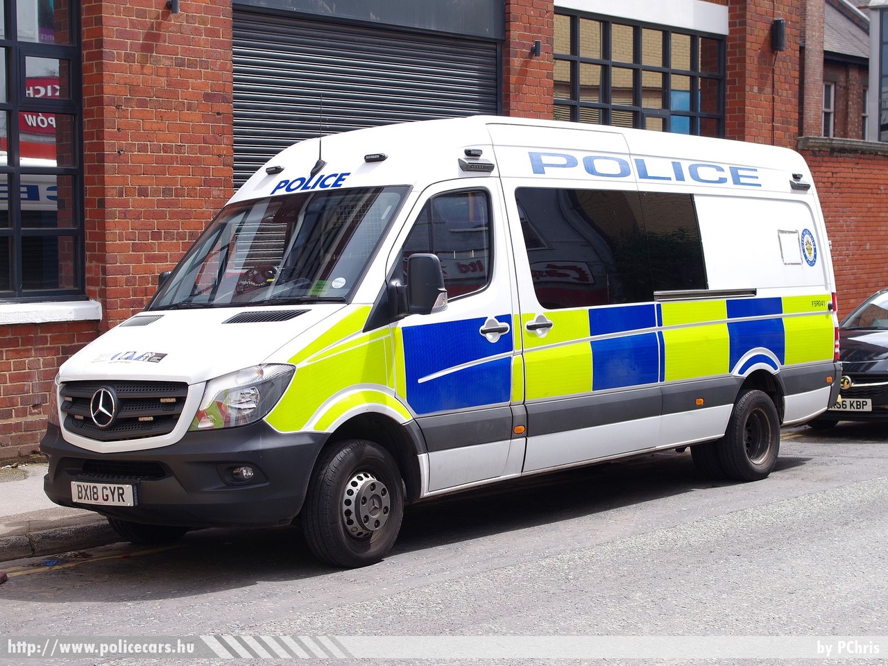 Mercedes-Benz Sprinter II facelift, West Midlands Police, Manchester, fotó: PChris
Keywords: angol Anglia rendőr rendőrautó rendőrség english England police policecar