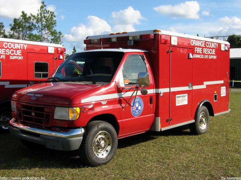 Ford E-350, fotó: heemen
Keywords: USA Amerikai Egyesült Államok tûzoltó tûzoltóautó tûzoltóság mentő mentőautó