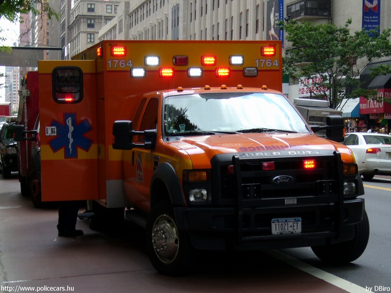 Ford Super Duty F-450, fotó: DBiro
Keywords: USA Amerikai Egyesült Államok mentő mentőautó