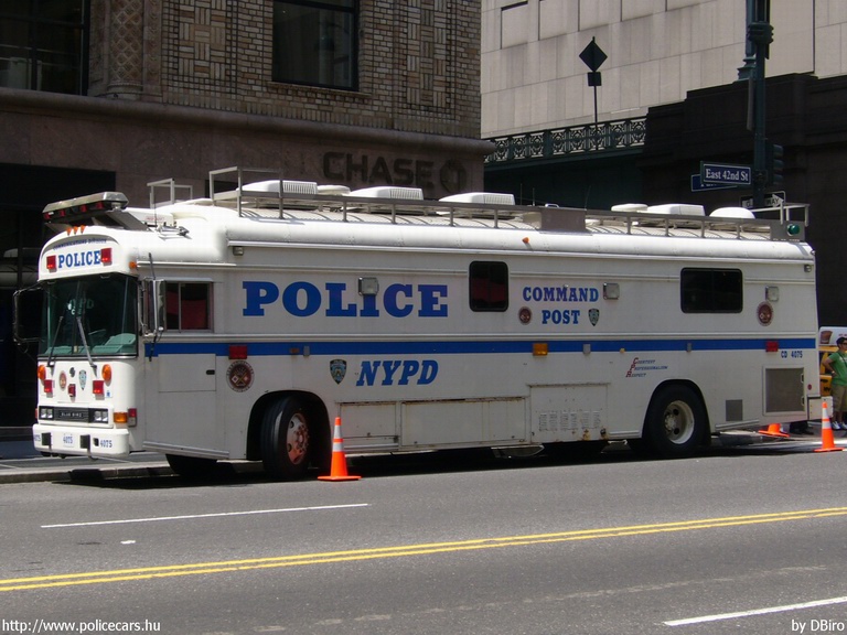 Blue Bird, fotó: DBiro
Keywords: USA Amerikai Egyesült Államok rendőr rendőrautó rendőrség nypd