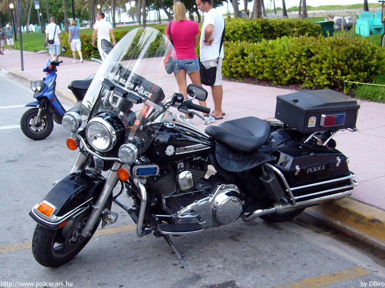 Harley-Davidson, fotó: DBiro
Keywords: USA Amerikai Egyesült Államok rendőr rendőrmotor rendőrség